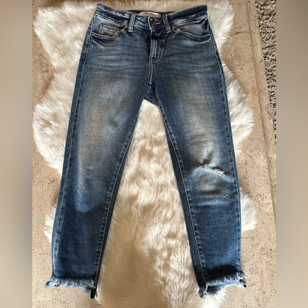 KanKan signature buckle exclusive Stylish Distressed Blue Jeans
